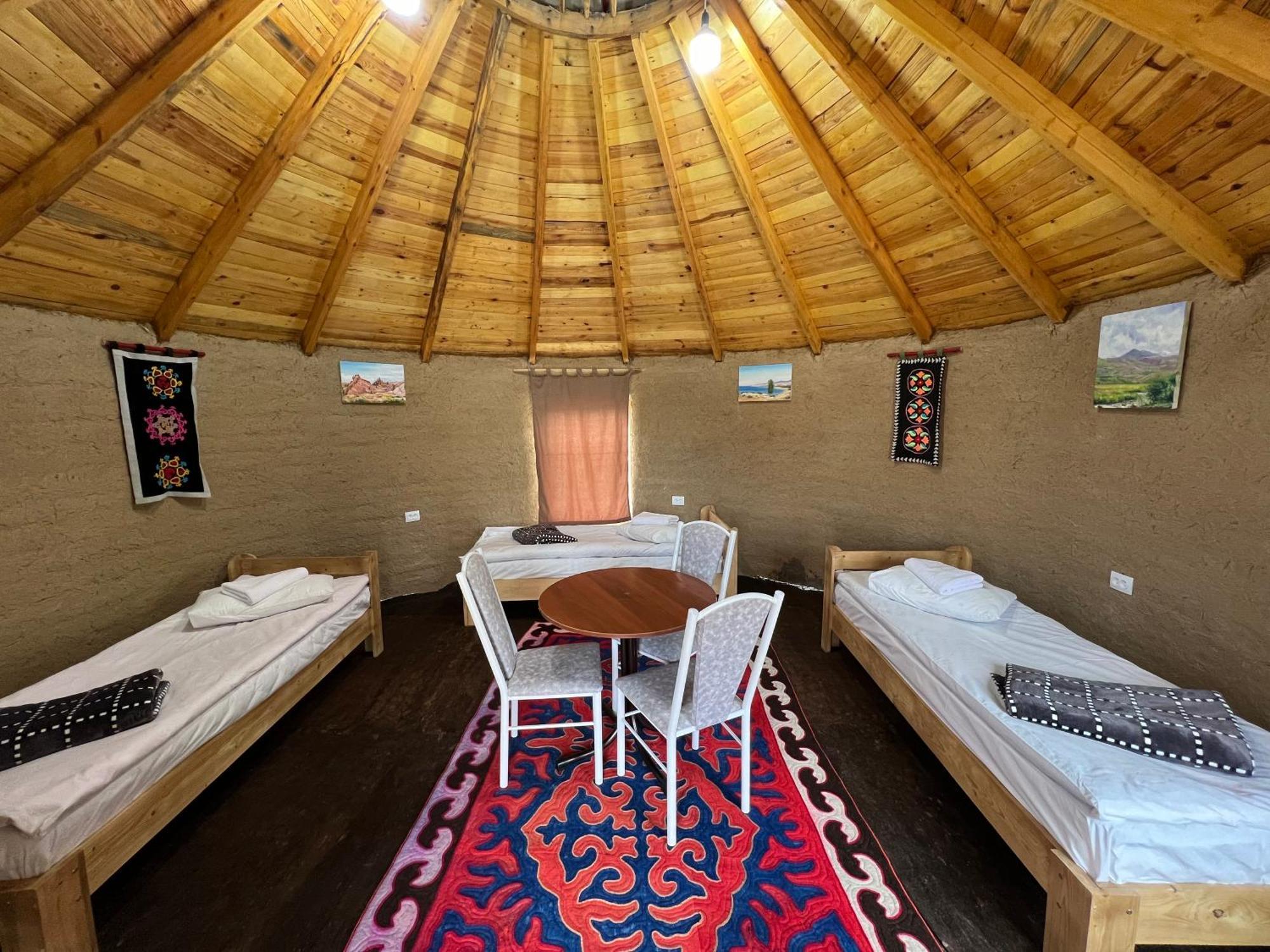 Hotel Bosogo Yurt Camp Bokonbayevo Exterior foto