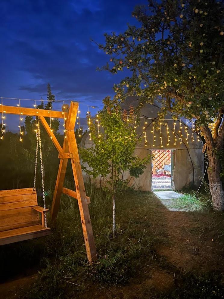 Hotel Bosogo Yurt Camp Bokonbayevo Exterior foto