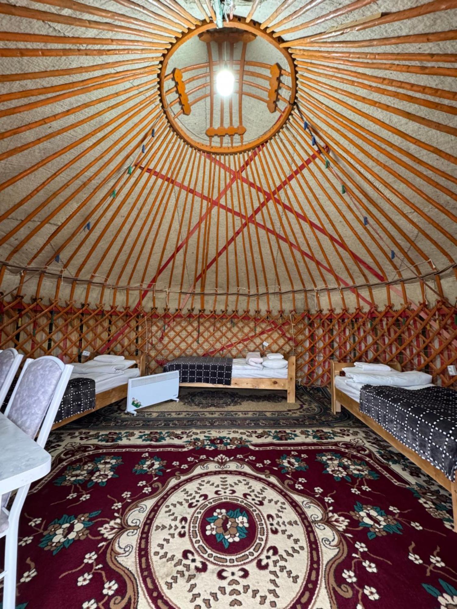 Hotel Bosogo Yurt Camp Bokonbayevo Exterior foto
